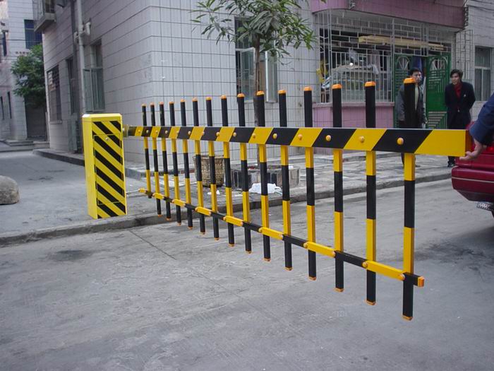 栅栏道闸